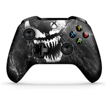 Load image into Gallery viewer, Wireless Xbox One S Custom Regular / Modded Controller (with 3.5 jack) - Venom
